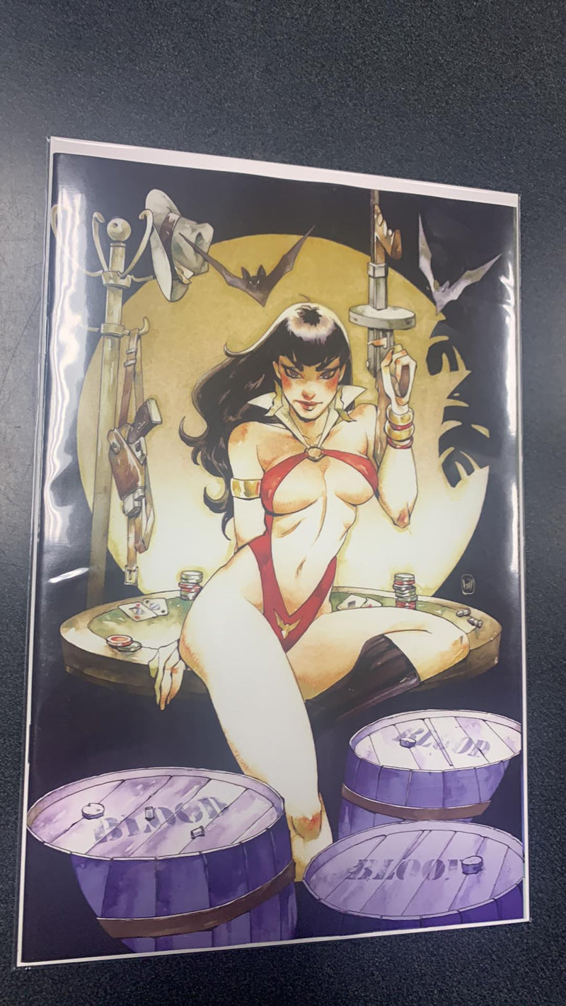 Vampirella vs Superpowers