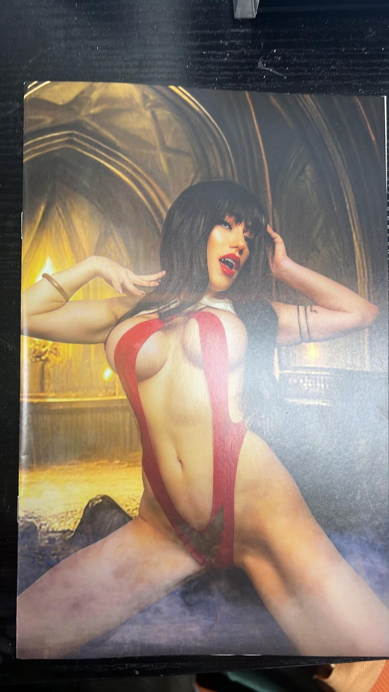 Vampirella (2025)