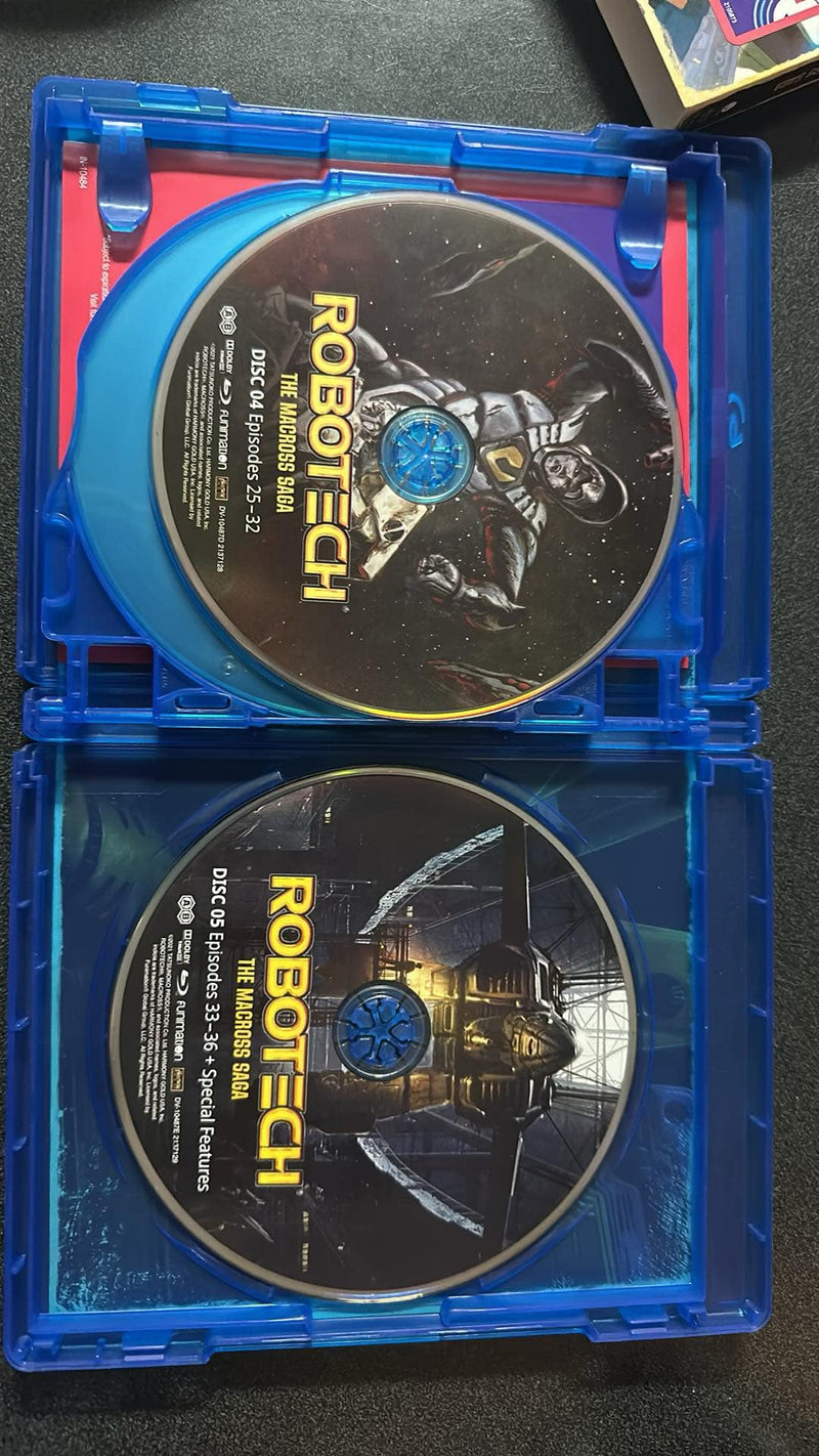 Robotech: Part 1 (The Macross Saga) (Blu-ray)