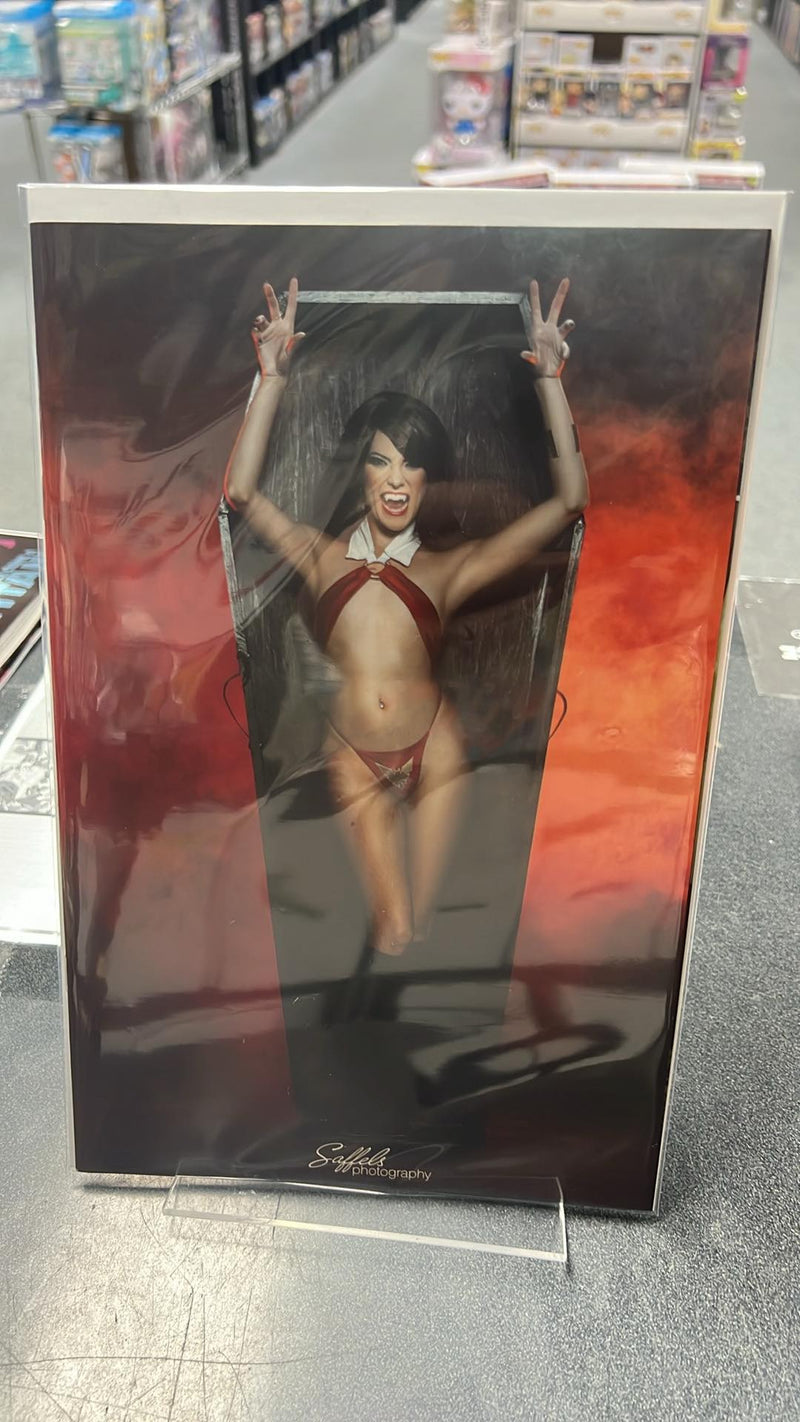 Vampirella Dark Reflections