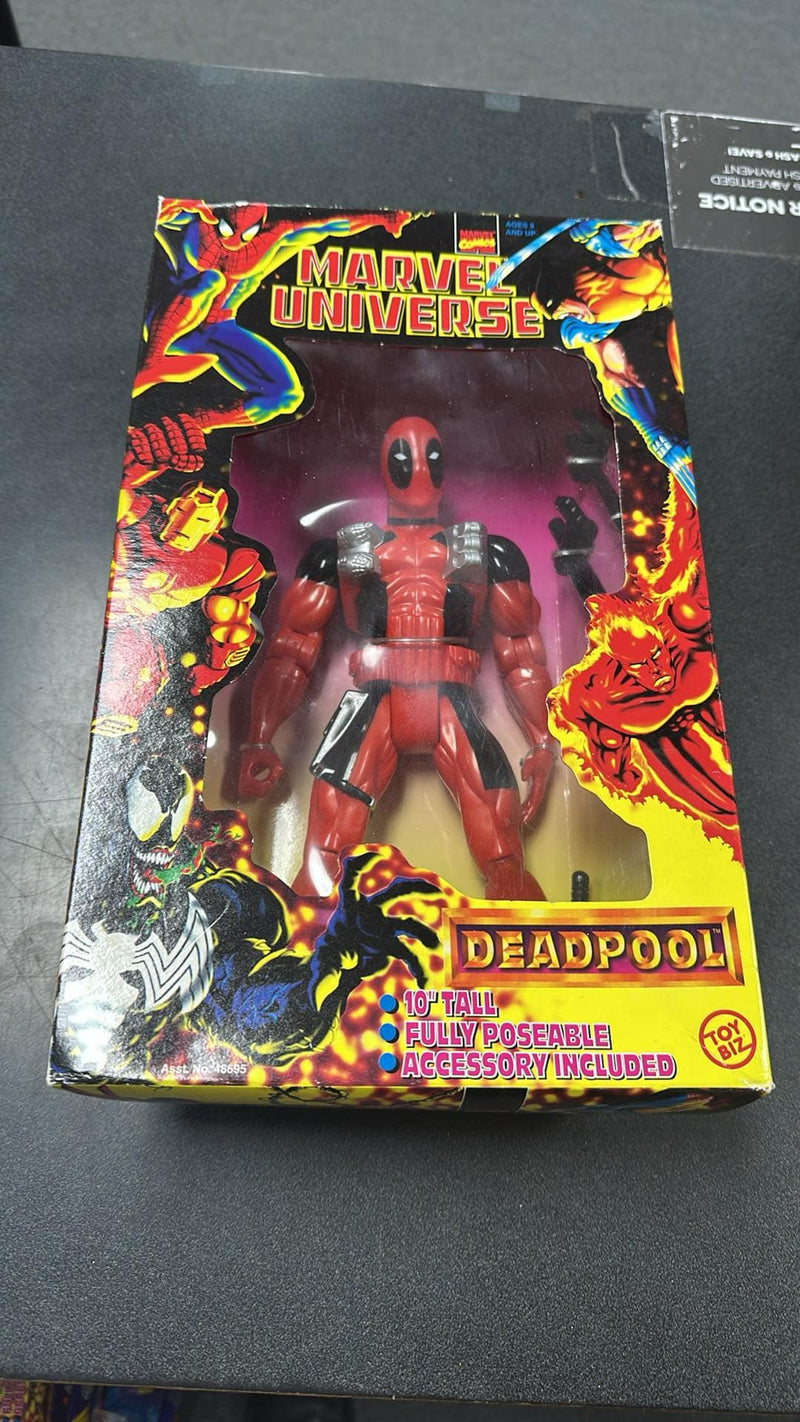 ToyBiz Marvel Comics Marvel Universe Action Figure Deadpool Sealed New 1997