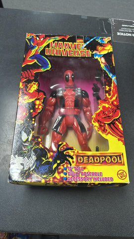 ToyBiz Marvel Comics Marvel Universe Action Figure Deadpool Sealed New 1997
